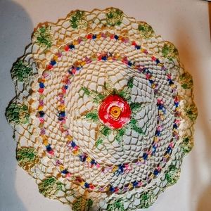 Flower Center Doiley